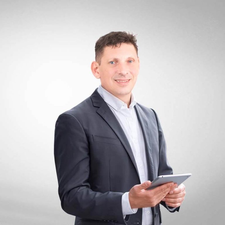 Professor Raffles Raffles Academics & Management - Raffles University